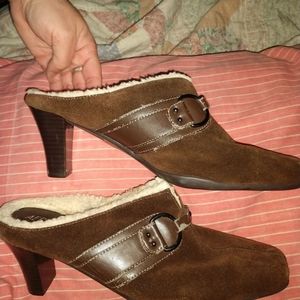 Women's shoes